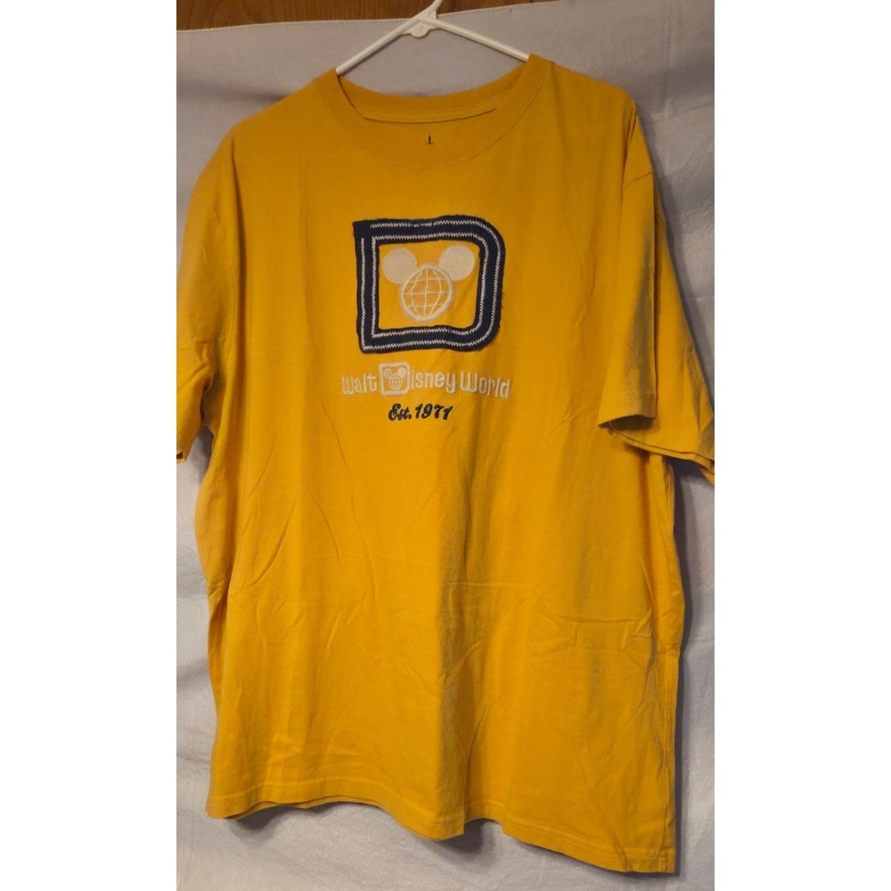 Walt Disney World Est. 1971 Embroidered Tee XXL Yellow